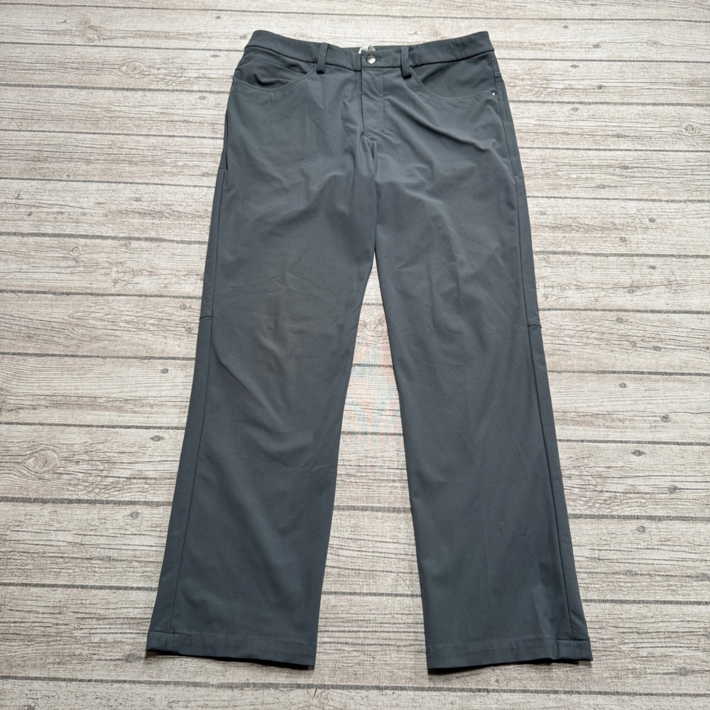 Lululemon Commission Pants Men's 32 Gray Straight Leg Athletic Sportswear Golf